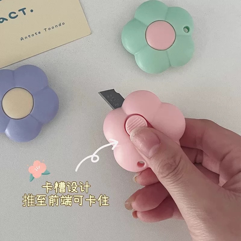 سكين متعدد الاستخدامات بتصميم  - مراجعة Art Craft Stationery وسعره