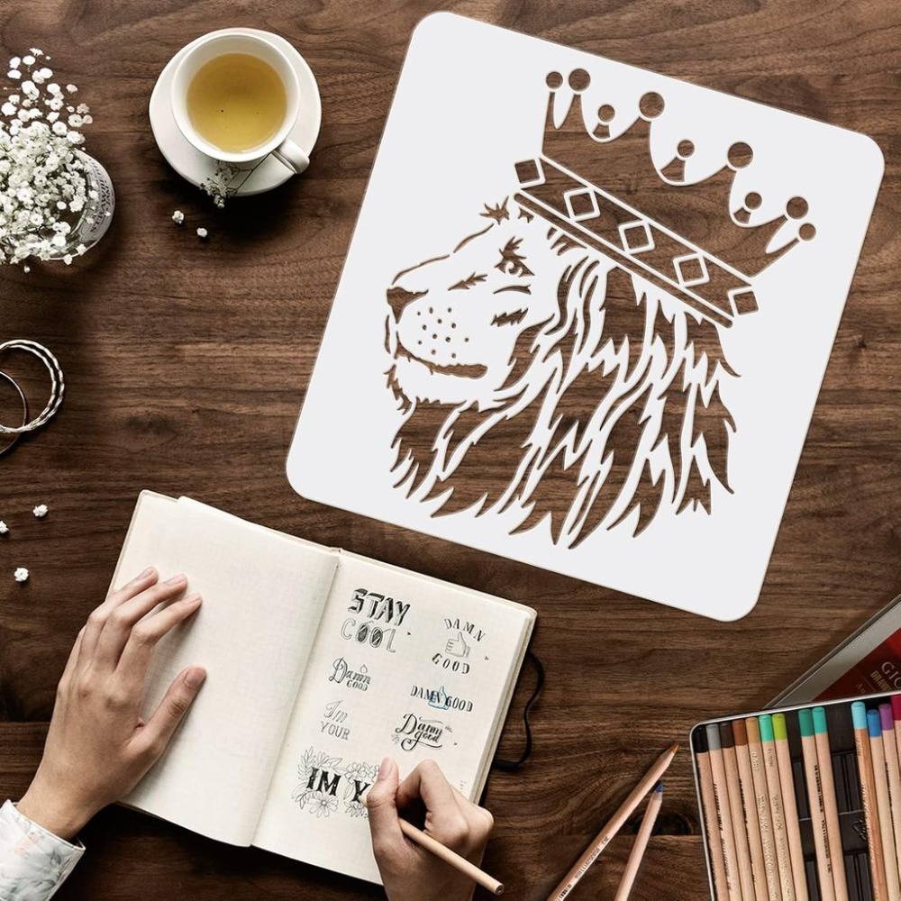 قطعتان من قوالب الرسم على شكل  - مراجعة Queen Art Craft وسعره